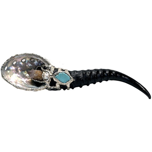 Mermaid scepter on blesbok horn, African Spirit quartz, turquoise and a white pearl front view