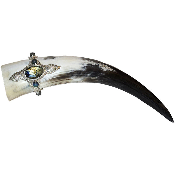 Exquisite large drinking horn adorned with a large labradorite cabochon, four white pearls and five mermaid tears.  Front view