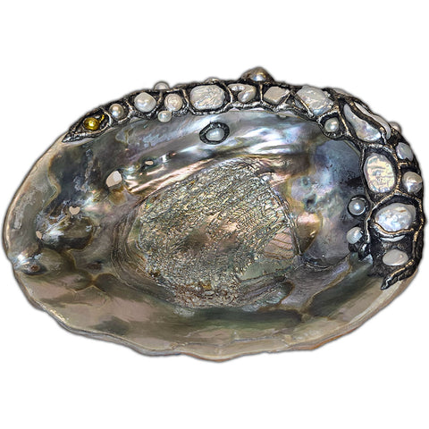 large_rare_pink_abalone_shell_with_23_multi-shaped_white_pearls