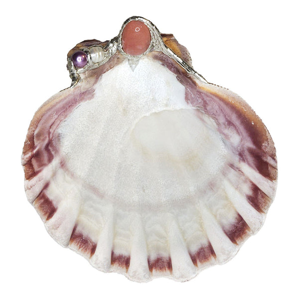 This lovely lion paw shell has a polished cherry quartz accompanied by a purple pearl and a white pearl. Will dress up any surface and will hold your treasures safely.