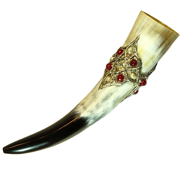 Drinking horn with rubies, white pearls and labradorite back view